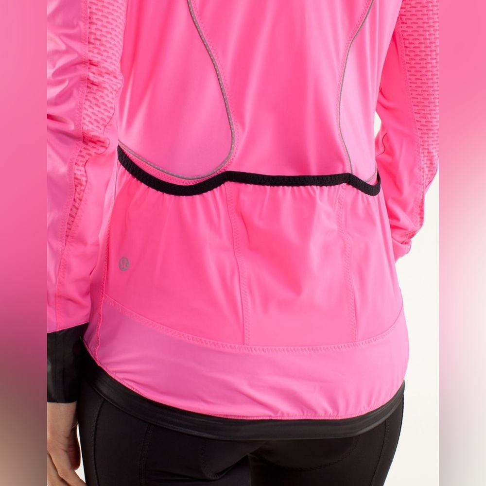 Lululemon Paceline Jacket
Pinkelicious size 6 cycling workout hoodless zip up - Picture 5 of 14